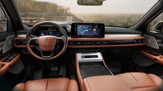 2026 Lincoln Lincoln Aviator Internal Image 2